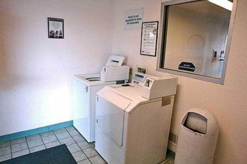 Motel 6-Flagstaff, Az - Butler Екстер'єр фото