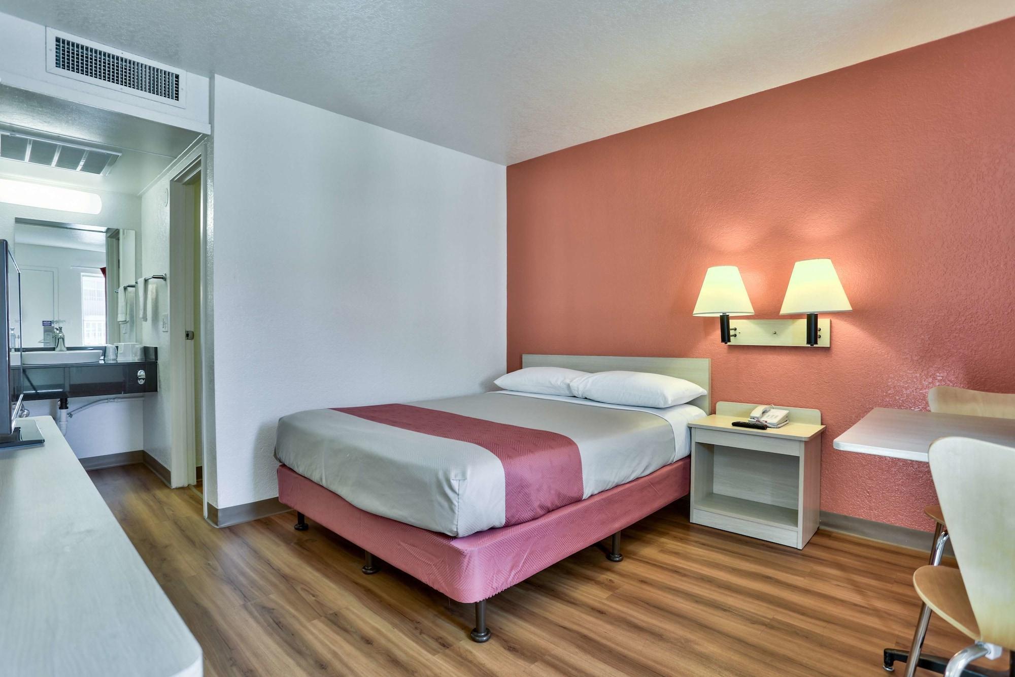Motel 6-Flagstaff, Az - Butler Екстер'єр фото